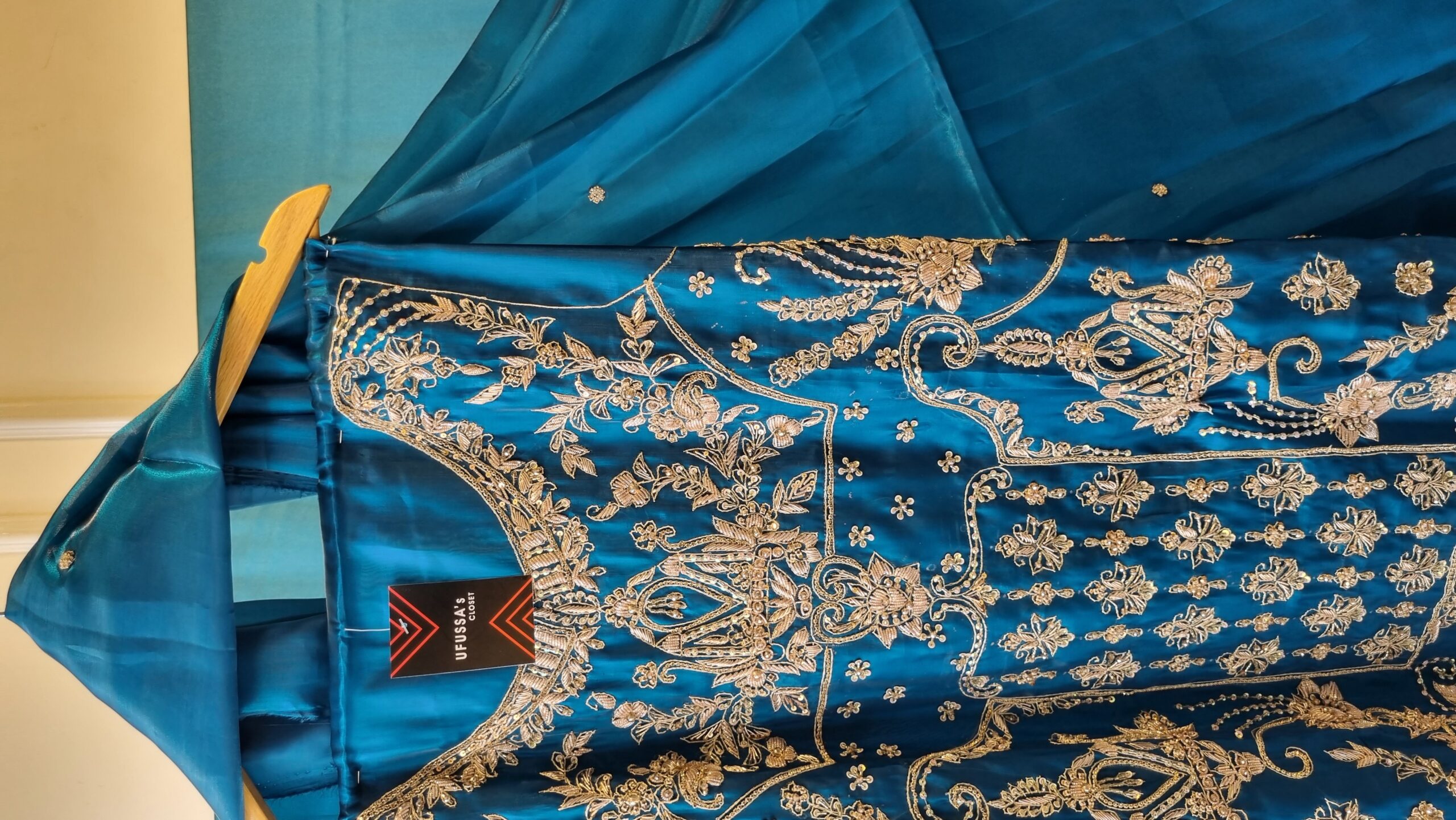 Royale Floral Embellished Silk Suit - Image 2
